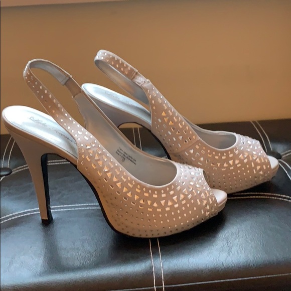 Lulu Townsend sparkly pumps - Picture 2 of 6